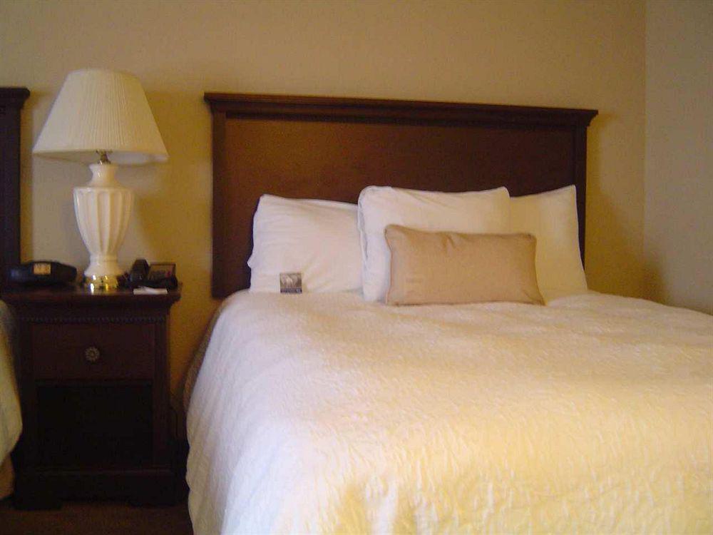 Holiday Inn Express Boston North-Woburn By Ihg Ngoại thất bức ảnh