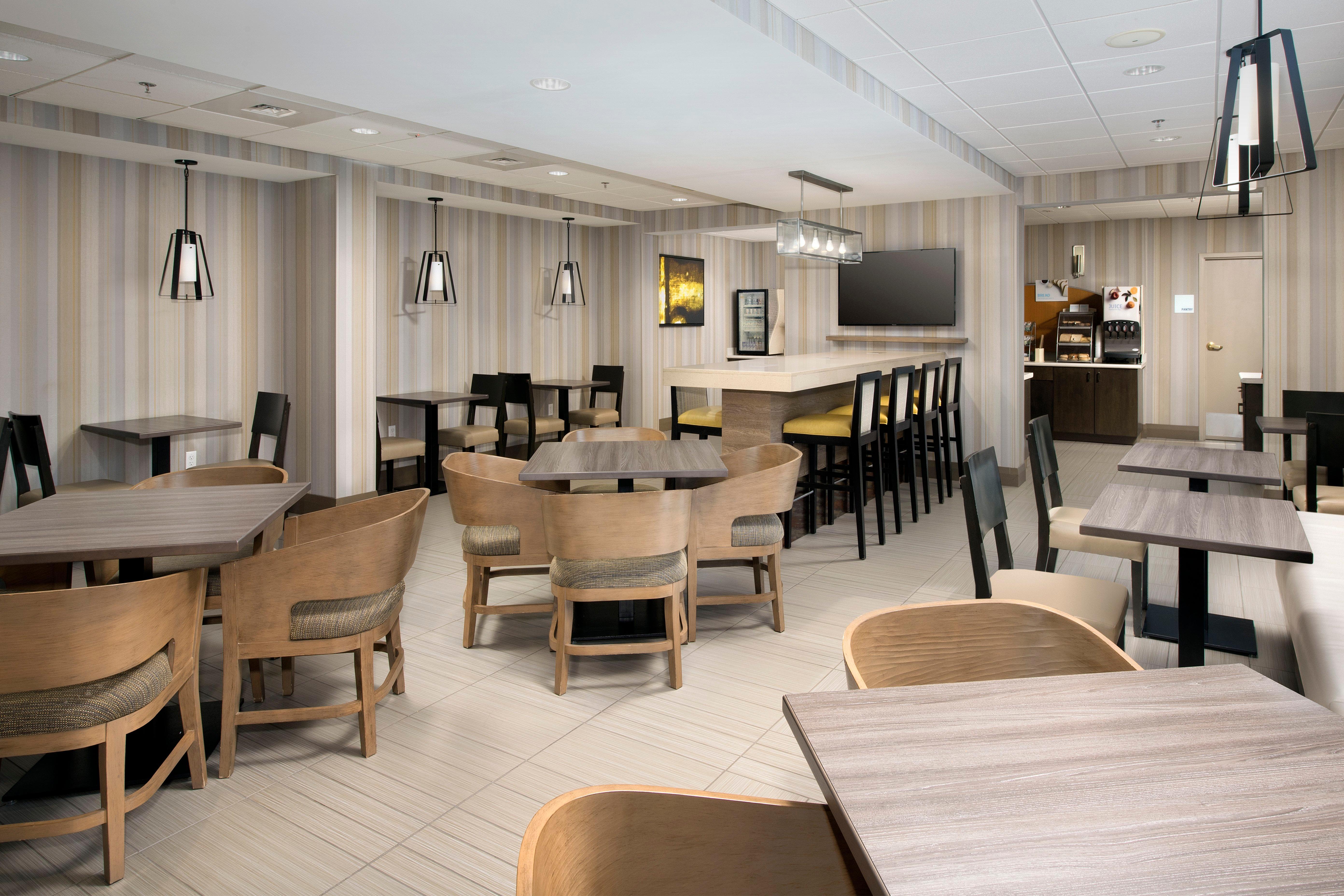 Holiday Inn Express Boston North-Woburn By Ihg Ngoại thất bức ảnh