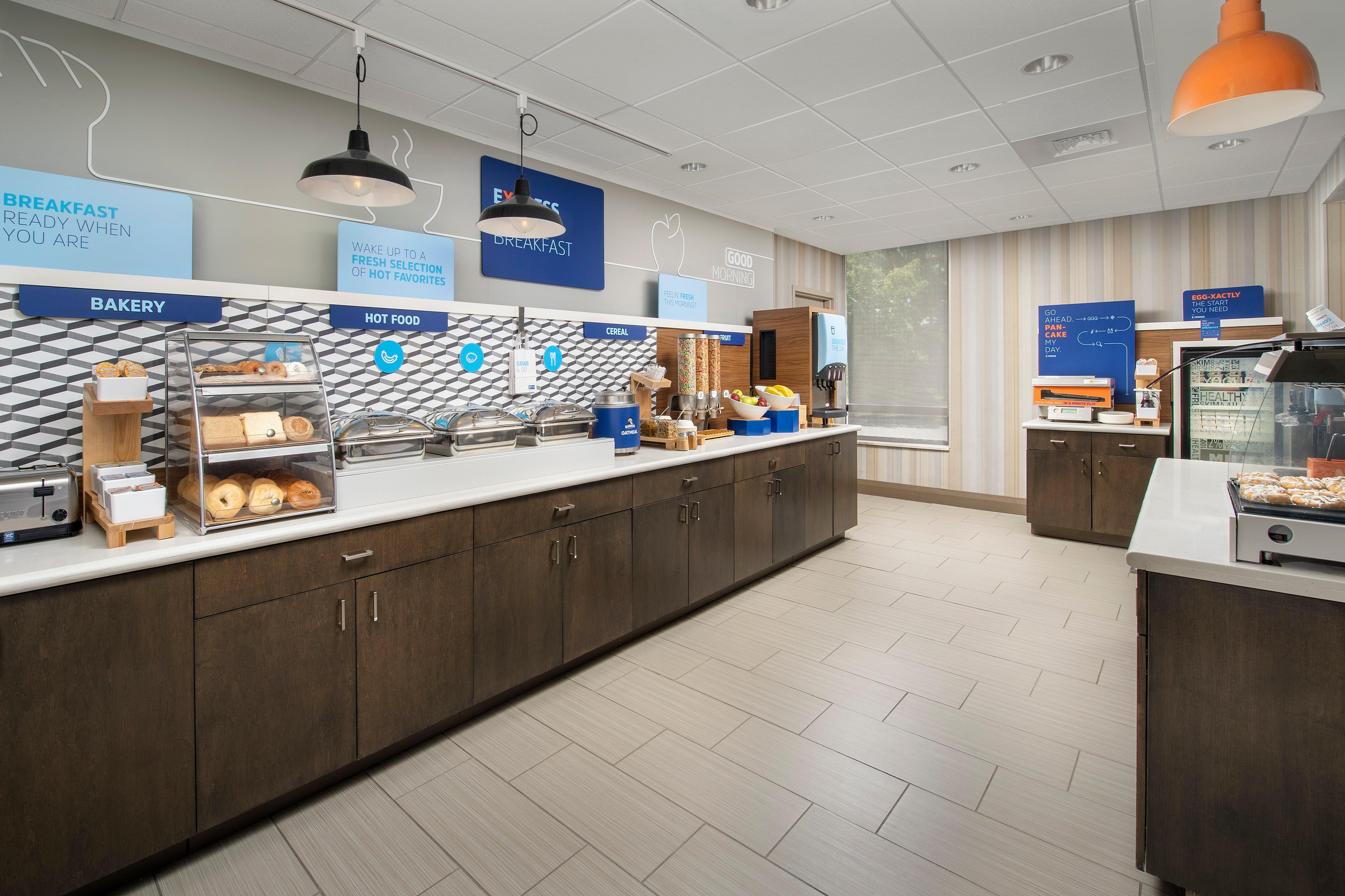Holiday Inn Express Boston North-Woburn By Ihg Ngoại thất bức ảnh