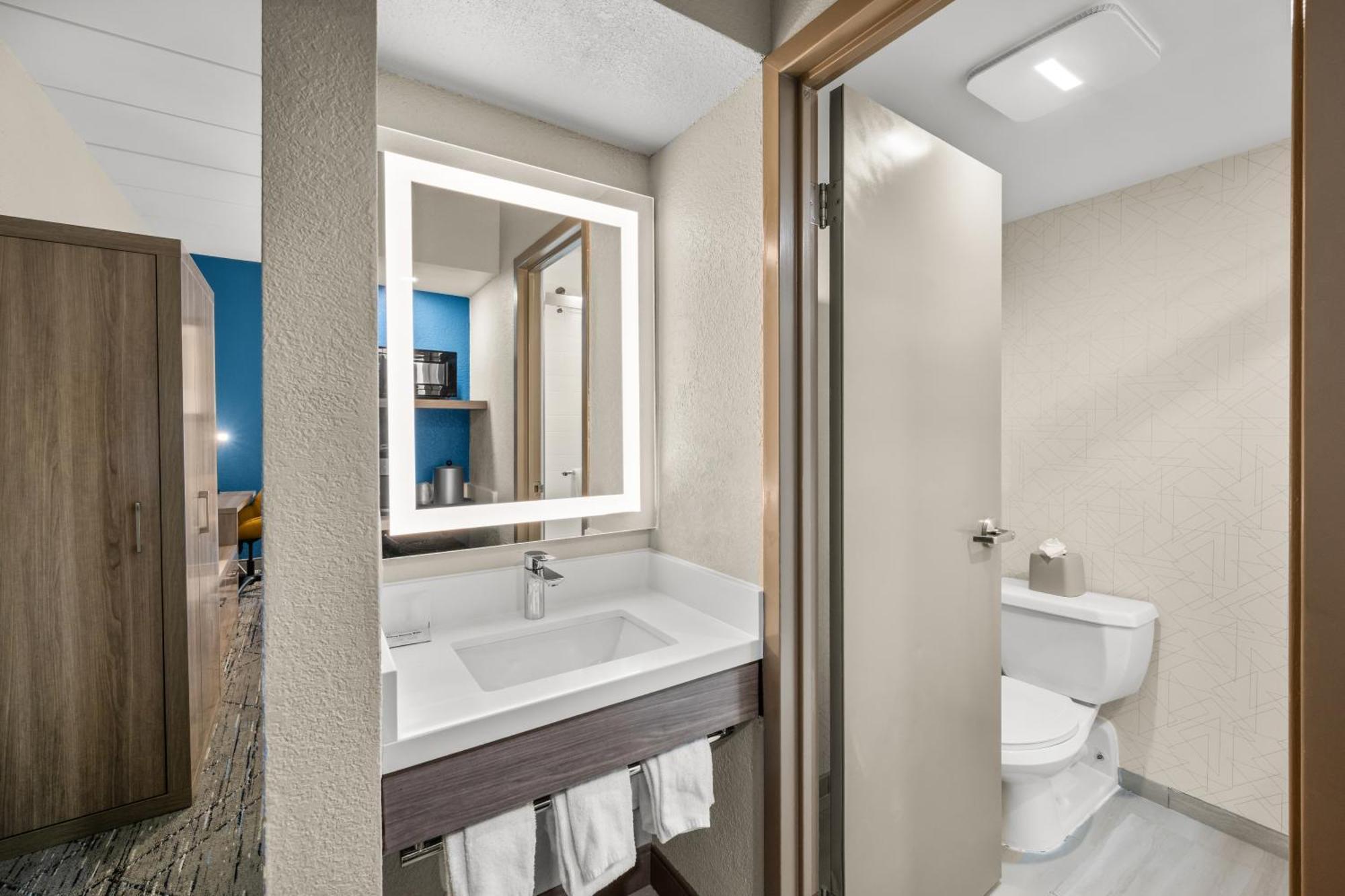 Holiday Inn Express Boston North-Woburn By Ihg Ngoại thất bức ảnh