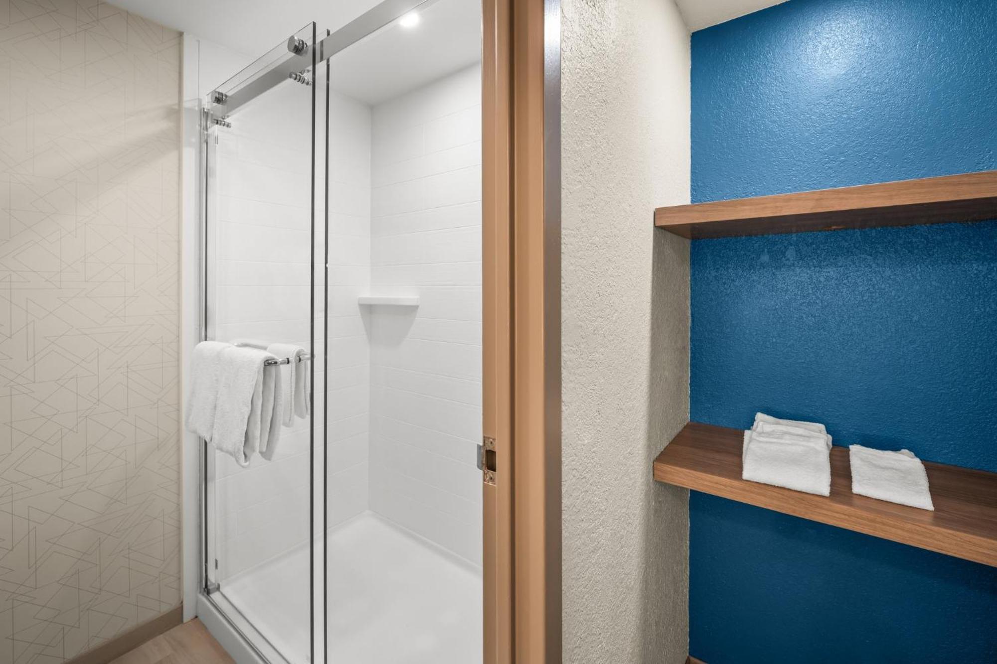 Holiday Inn Express Boston North-Woburn By Ihg Ngoại thất bức ảnh